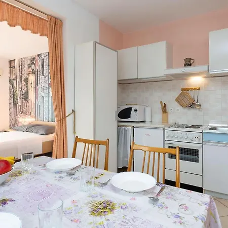 Pilicari (adults Only) *