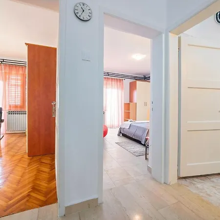 Pilicari (adults Only)
