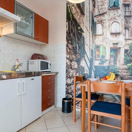 Pilicari (adults Only) *