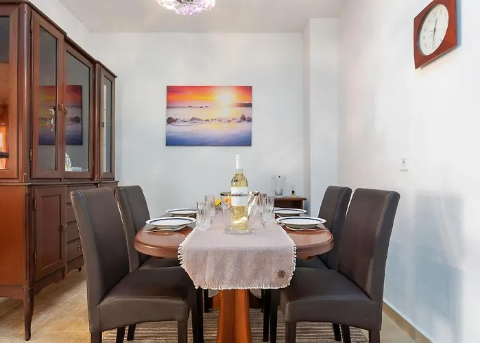 Pilicari (adults Only)